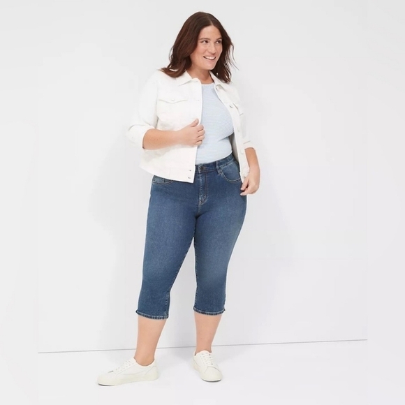 NWT Lane Bryant High-Rise Signature Fit Blue Pedal Jeans Size 16 - Picture 2 of 11